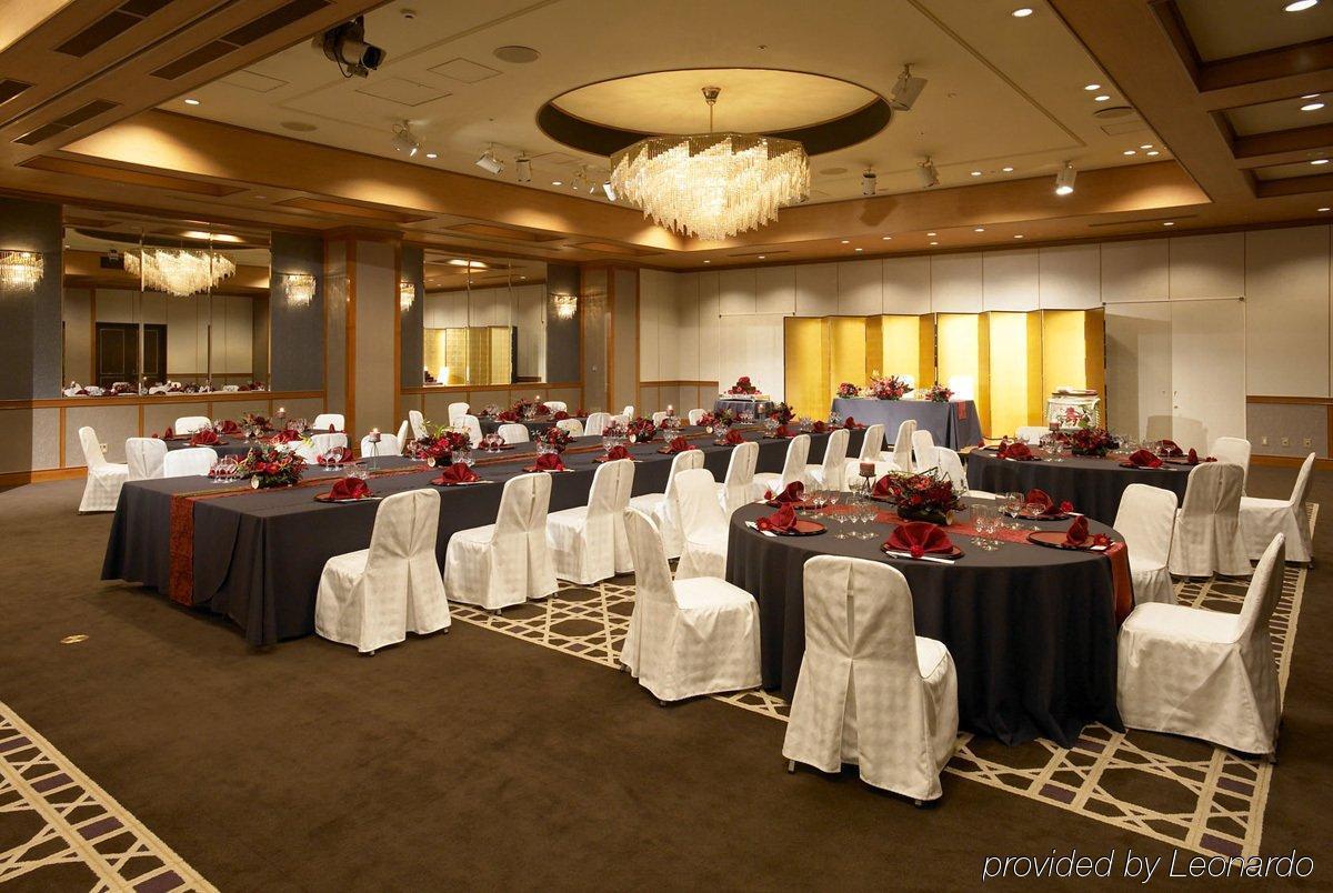 โรงแรมคิระระ รีสอร์ต คังกุ โรงแรม 4*